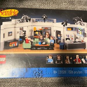 LEGO Seinfeld- FACTORY SEALED-RETIRED